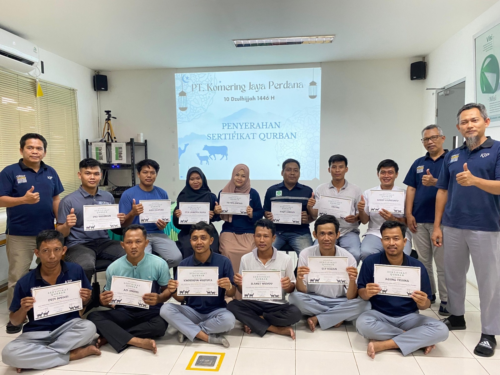 PT Komering Jaya Perdana Salurkan Hewan Kurban sebagai Apresiasi kepada Karyawan melalui Program CSR