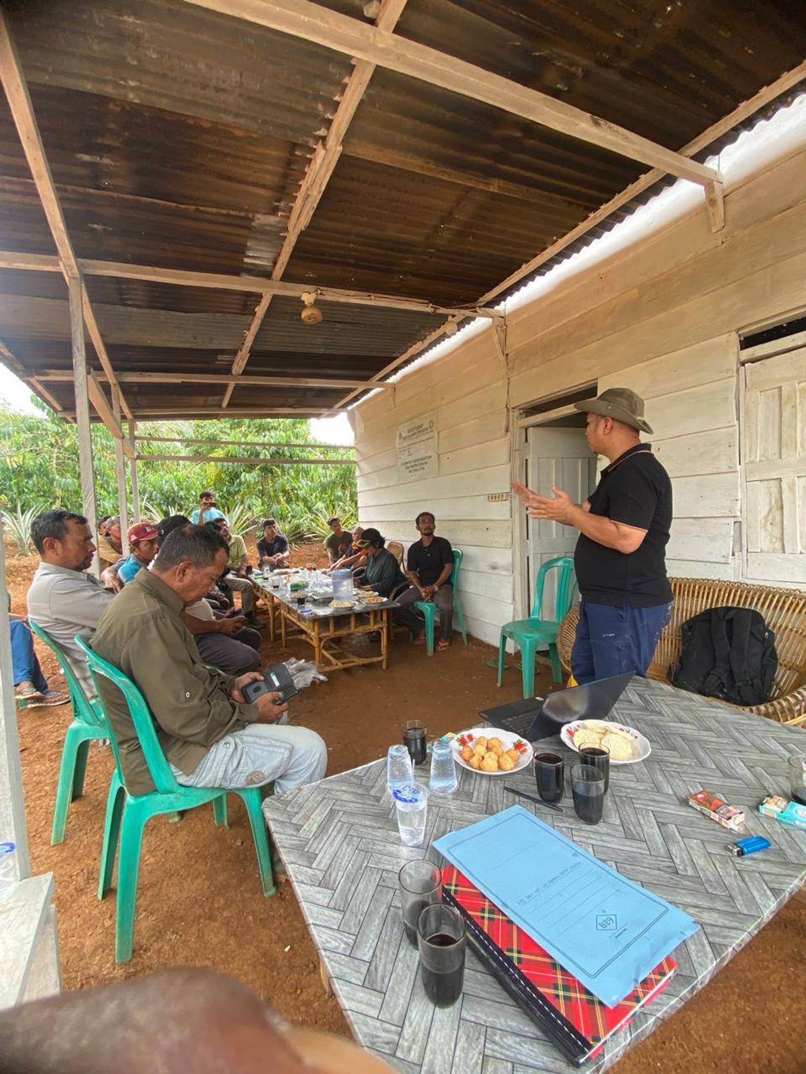 Meningkatkan Kualitas Bokar Bersih: Inisiatif PT Kirana Musi Persada untuk Desa Lumbung Lestari Sejahtera
